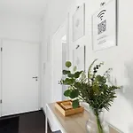 Апартаменты Zentral Gelegenes 2br Cityapartment In Нойштадт-ан-дер-Вайнштрасе
