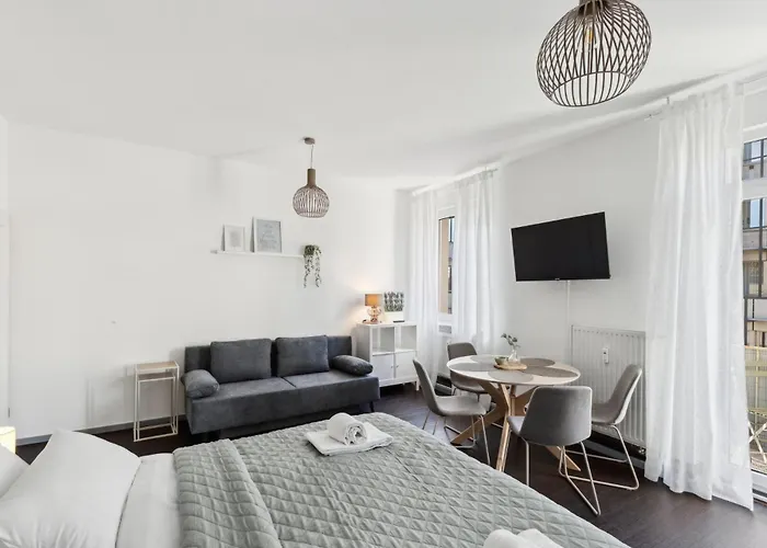 Zentral Gelegenes 2br Cityapartment In Apartmán *